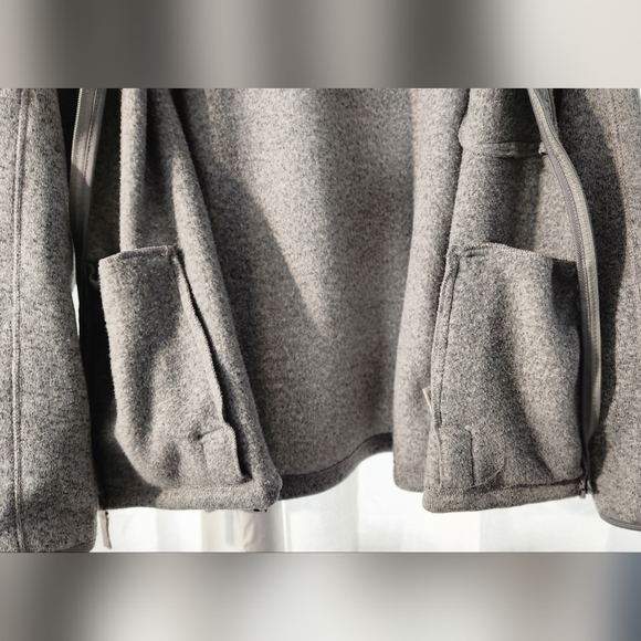 Men's Full Zip Sweater - Picture 4 of 6